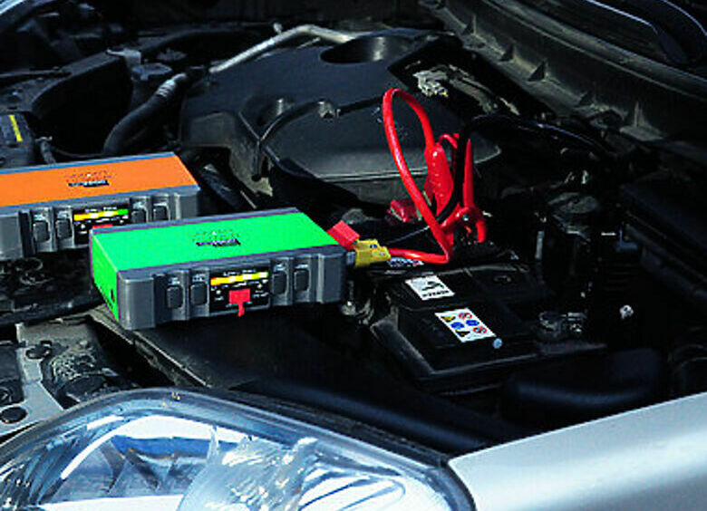 Изображение Smart Power SP-4500 Li-Po заводит машину в мороз с пол-оборота