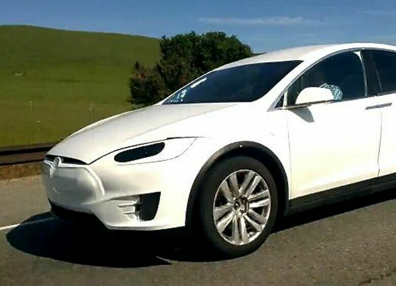 Изображение Tesla Model X готов к запуску