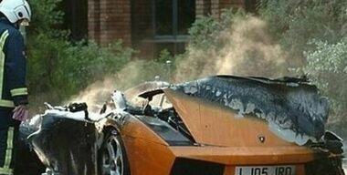 Почему горят суперкары: Ferrari отзывает все 499 гибридных LaFerrari из-за риска возгорания