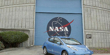 Leaf станет беспилотным