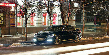 Hyundai Genesis: для тех, кто не спешит