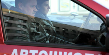 Как на самом деле выбирают автошколу в России