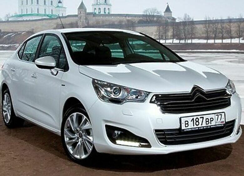 Изображение Citroёn C4 расширил спецификации для России