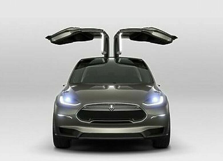Изображение Электрокроссовер Tesla Model X появится позже обещанного
