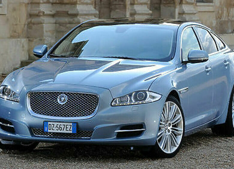 Изображение В Россию привезли лимитированный Jaguar XJ Business Edition