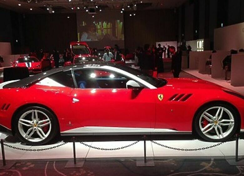 Изображение Ferrari FF купе все же отправится на конвейер