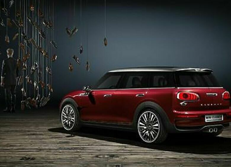 Изображение MINI Clubman c шестью дверями в шаге от серии