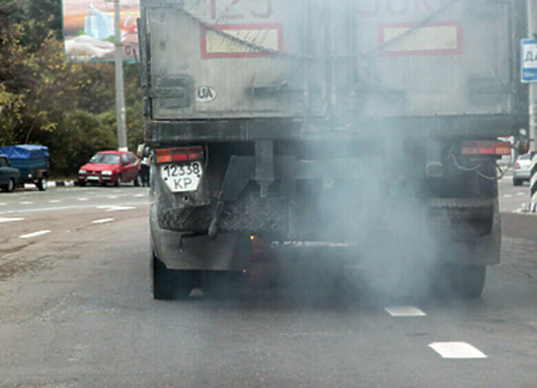 Изображение Московские экологи борются с грузовиками класса «Евро-2»