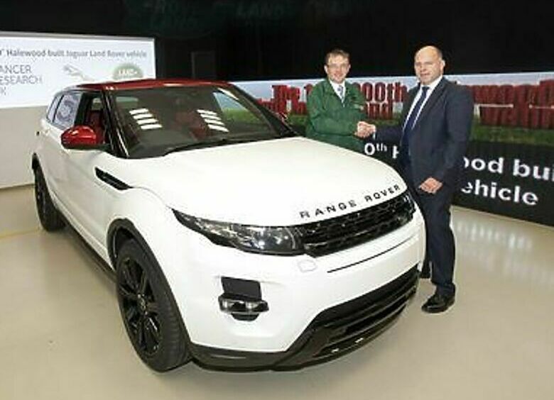 Изображение «Jaguar Land Rover» справил юбилей «подспортивным» Evogue