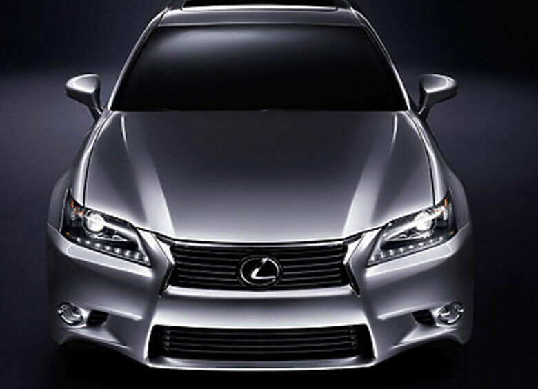 Изображение Гибридный Lexus GS 300h поступил в продажу