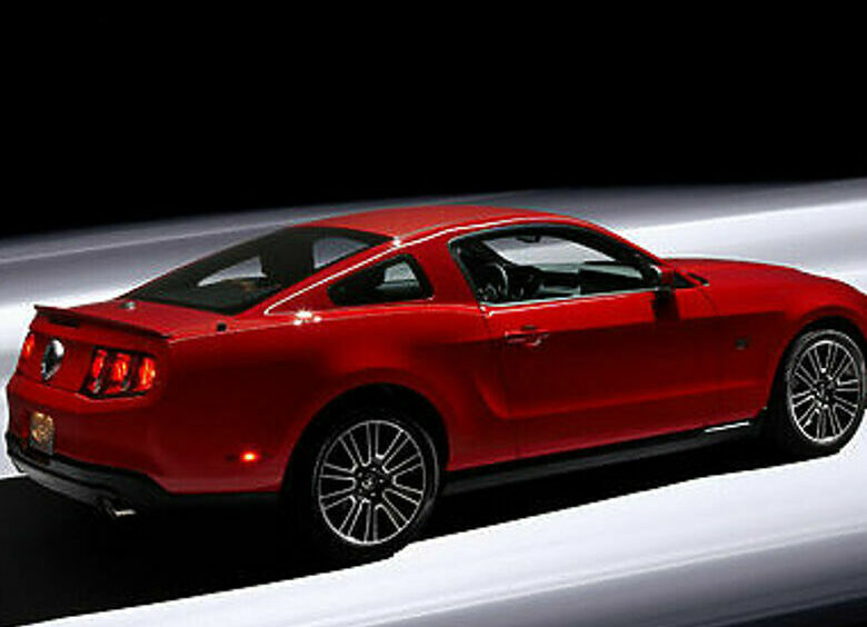 Изображение «Ford» начнет принимать заказы на новый Mustang в мае