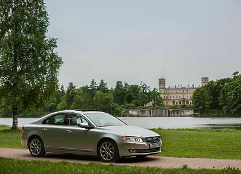 Изображение Volvo S60 Drive-E: скандинавский недодрайв