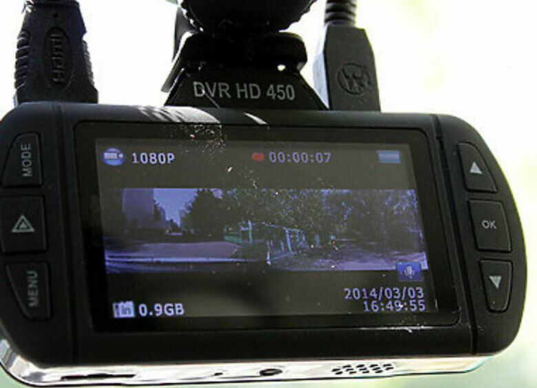 Изображение Регистратор ParkCity DVR HD 450: две камеры по цене одной