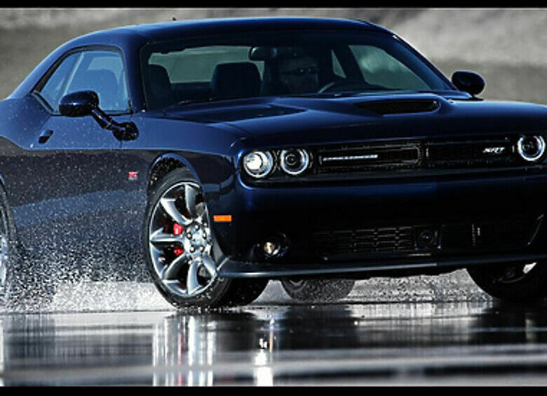 Изображение Dodge Challenger SRT Hellcat «раскочегарили» до 707 «лошадей»