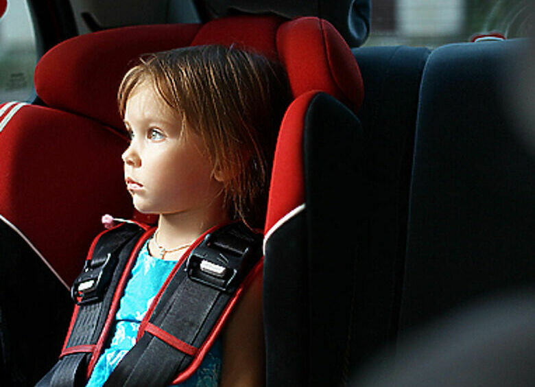 Изображение Как развлечь ребенка в автомобиле
