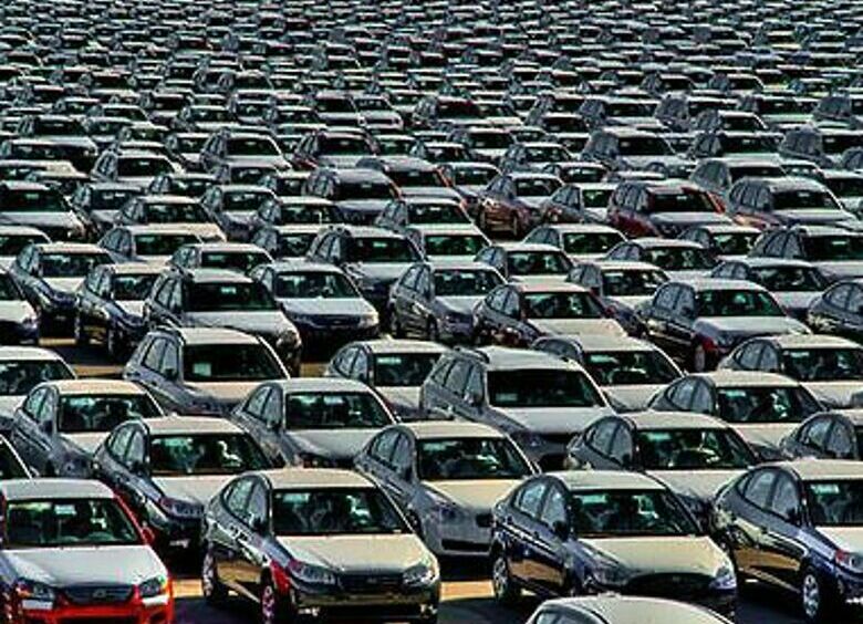 Изображение Продажи новых автомобилей в России упали на 17,3%
