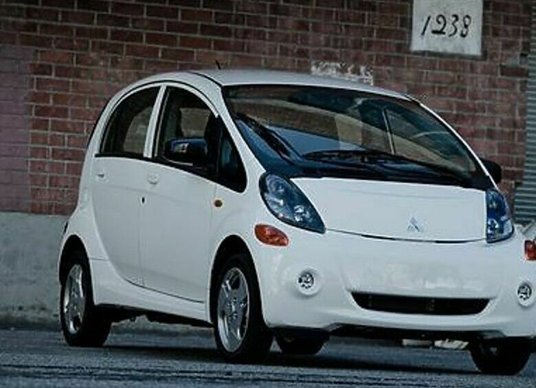 Изображение Mitsubishi i-MiEV подешевел на 800 тысяч рублей 