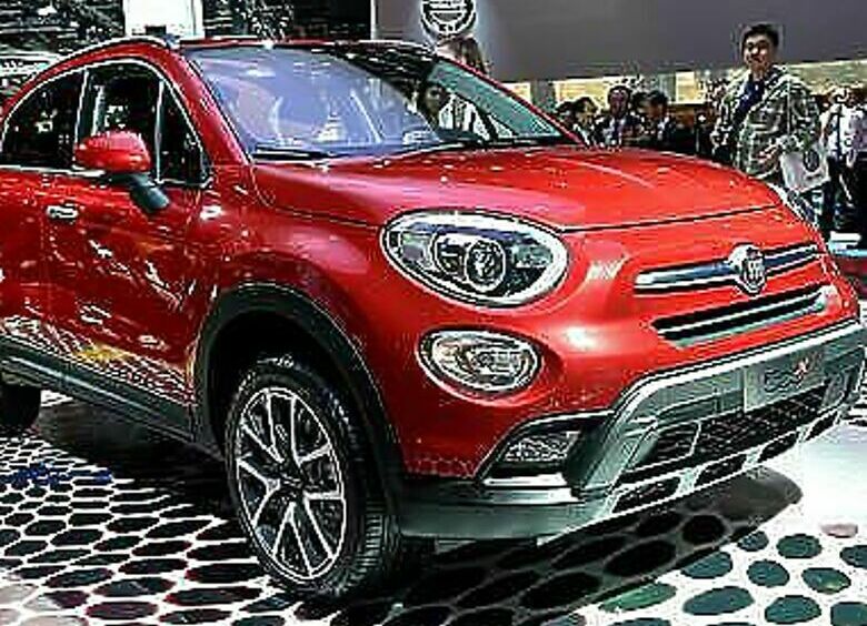 Изображение FIAT начинает продажи кроссовера 500X