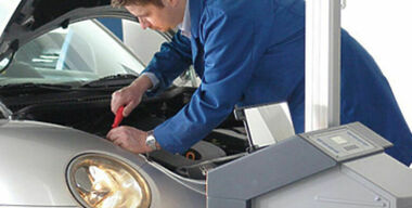 Депутаты предложили отнять техосмотр у страховщиков