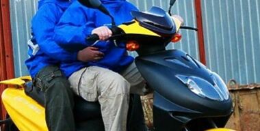 Подростки на скутерах убивают пешеходов