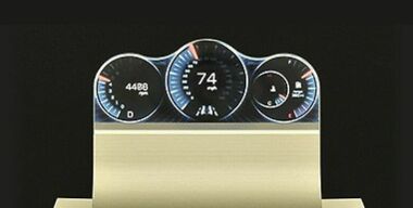 «Sharp» создаст круглый дисплей для Car-Media