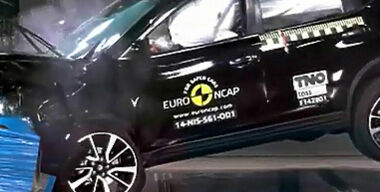 Nissan X-Trail и Mercedes-Benz V-Class проверили на безопасность