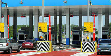 Платные дороги могут лишиться бесплатных объездов