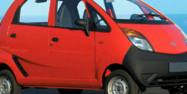 Дешевле некуда: Tata Nano и другие экстрадешевые машины мира