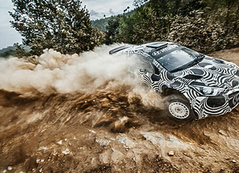 Изображение Hyundai i20 WRC проходит заключительные тесты