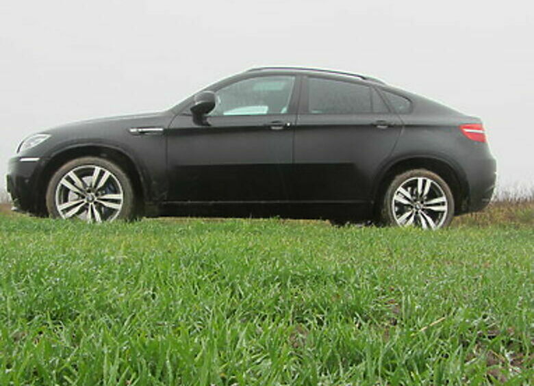 Изображение BMW X6 M: трехколесный тест