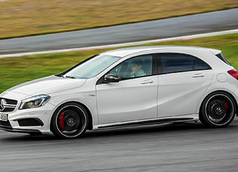 Изображение Mercedes A45 AMG: мощнее всех