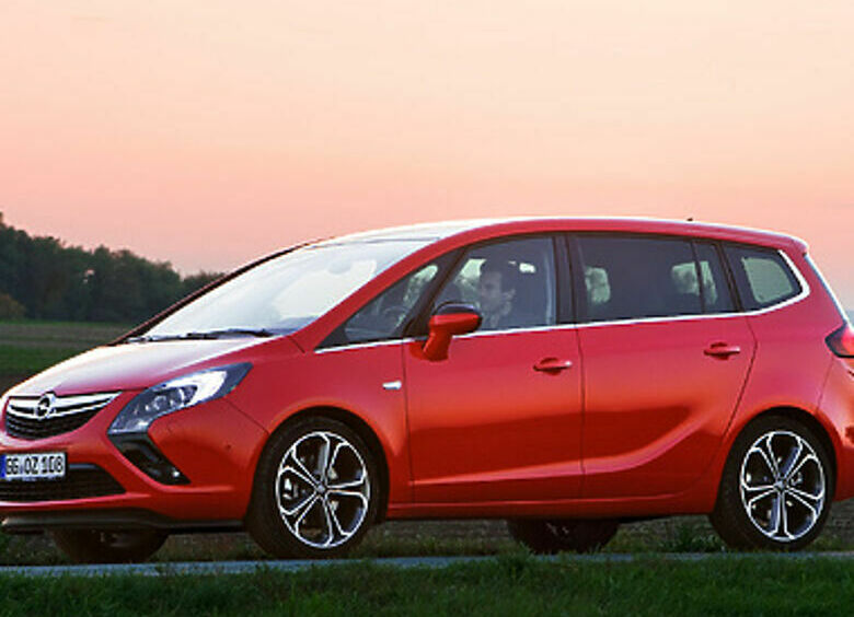 Изображение Opel Zafira Tourer получила 200-сильный мотор
