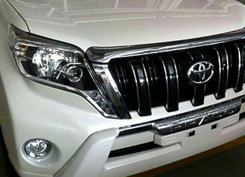 Изображение «Toyota» показала рестайлинговый Prado