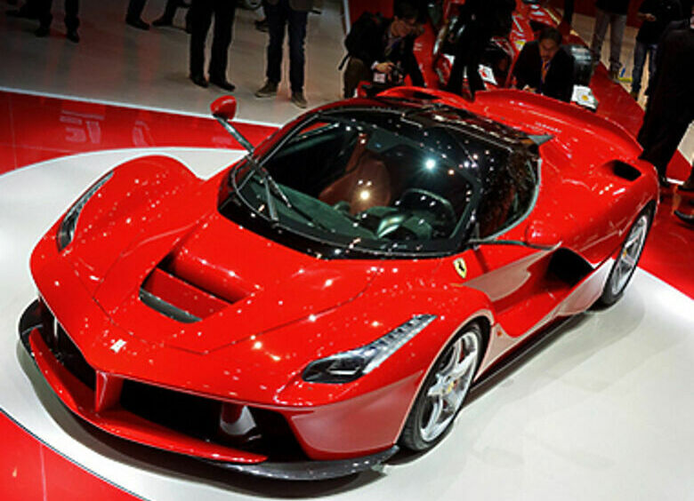 Изображение В «Ferrari» начали работу над SuperLaFerrari