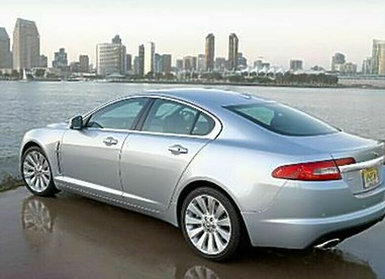 Изображение Jaguar XF и XJ получили «турбочетверки»
