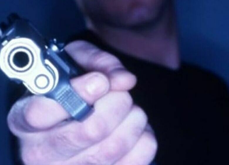 Изображение Полиция остановила вооруженного кавказца на Porsche Cayenne