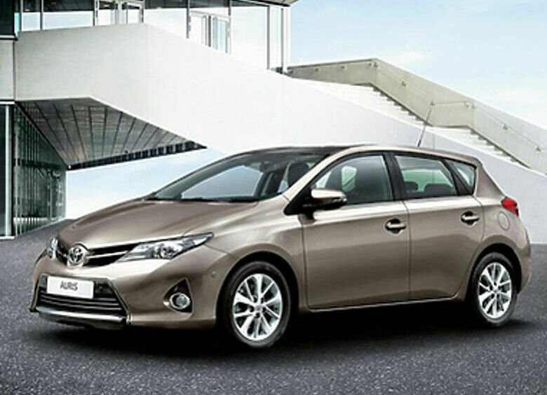 Изображение Toyota Auris стал дороже