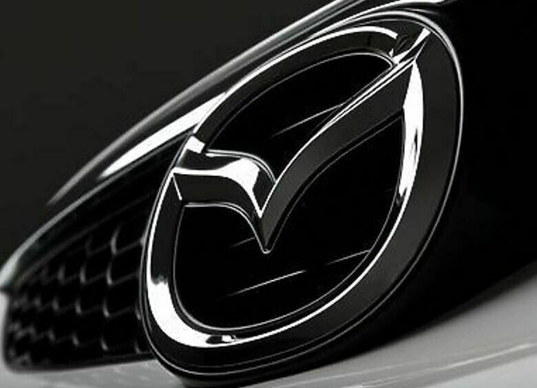 Изображение «Mazda» выравнивает положение