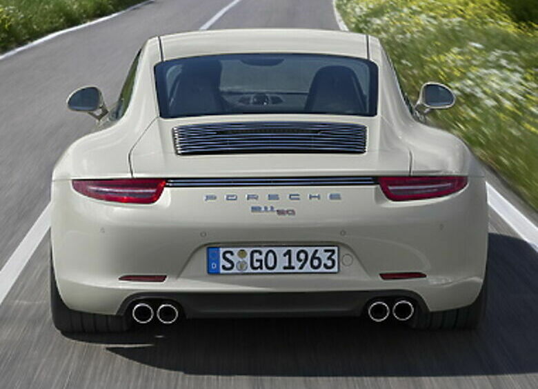 Изображение Porsche выпустила юбилейную версию 911