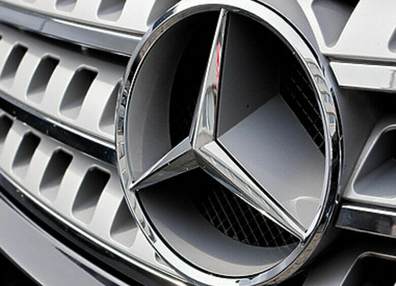 Изображение «Mercedes» возвращает рядные шестерки