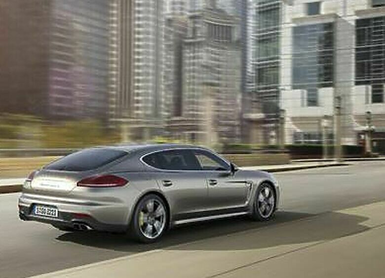 Изображение Porsche Panamera Turbo S прибавила в мощности