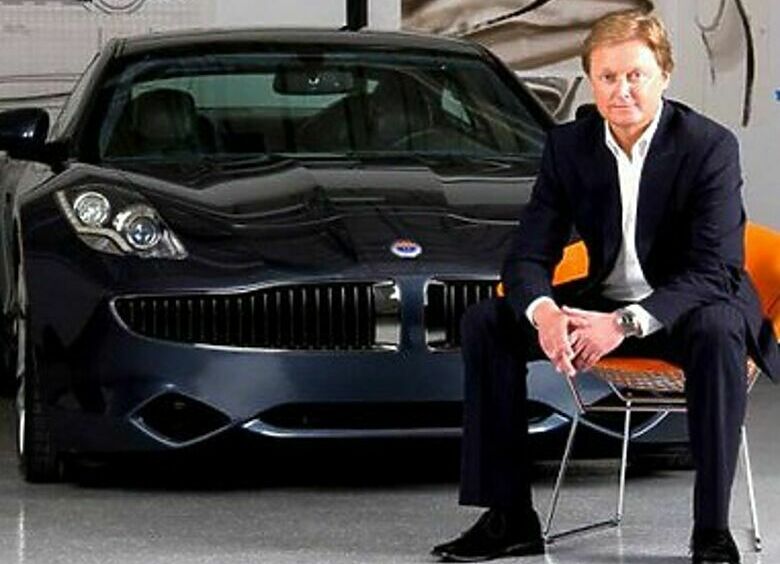 Изображение «Fisker Automotive» с протянутой рукой