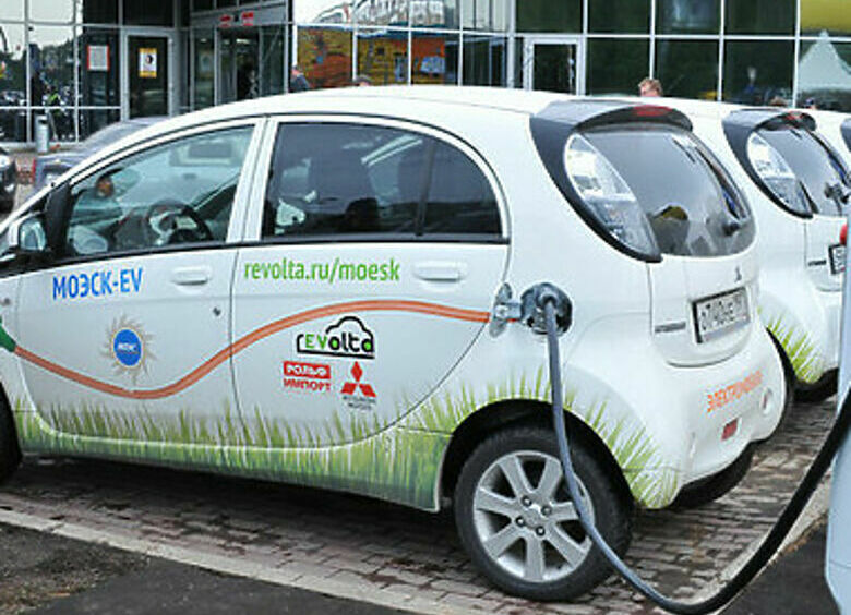 Изображение Власти навязывают москвичам электромобильность