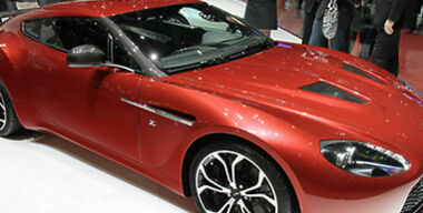 Бережливый Aston Martin