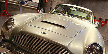 Автомобиль Джеймса Бонда продан за 4,1 млн долларов