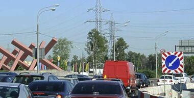 Дорожники решили проблему пробок  на Ленинградке