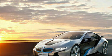 BMW реанимировал «восьмерку»