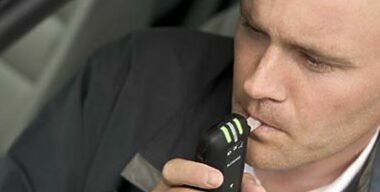 Водителей будут проверять на алкоголь в багажнике