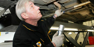 Лысаков отдаст ТО дилерам