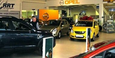 Дилеры против производителей